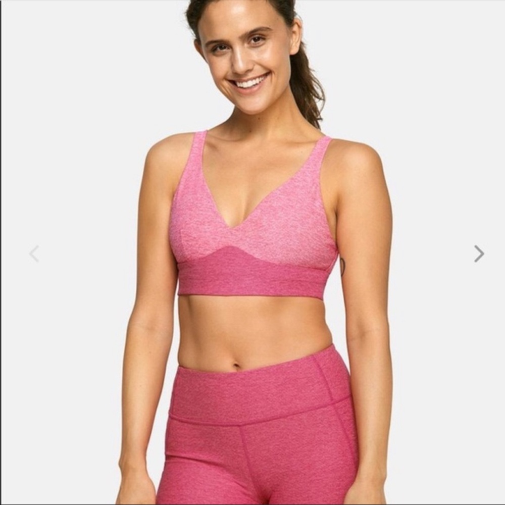 Outdoor Voices Plunge Sports Bra